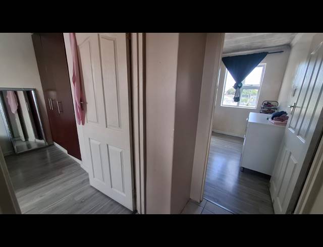 3 BEDROOM FREEHOLD FOR SALE IN WOODLANDS